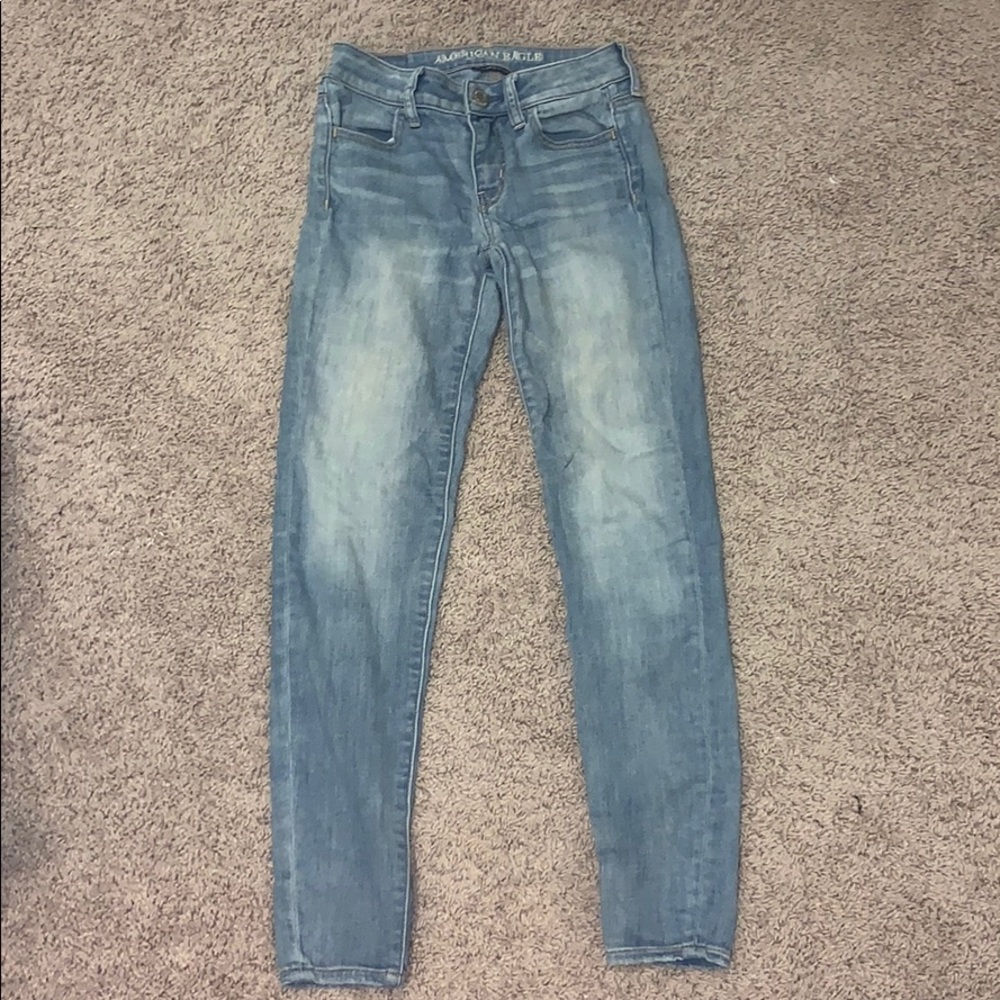 American Eagle Light-wash Jeans